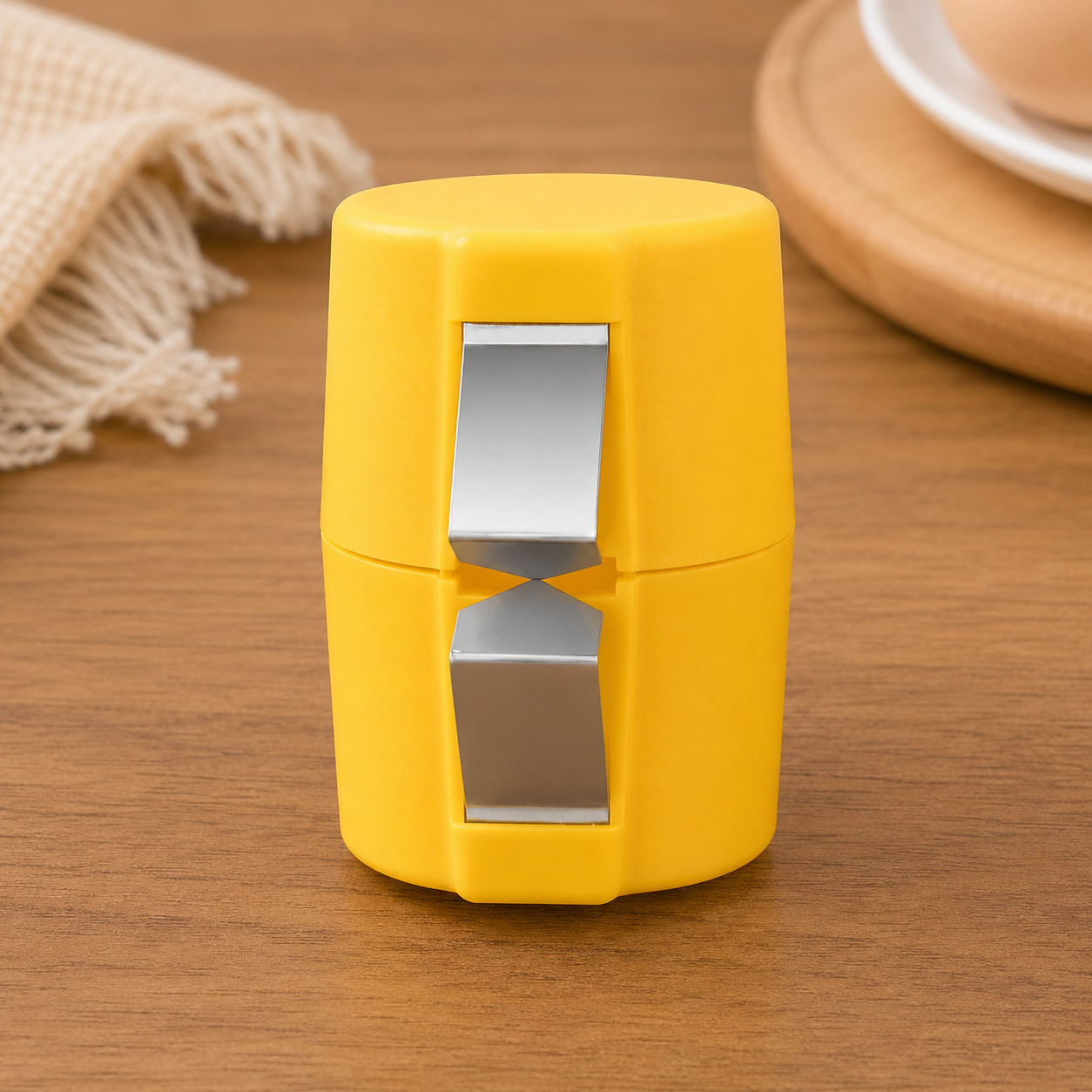 Portable Eggshell Opener